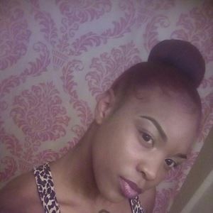 Meet your Posher, Sade